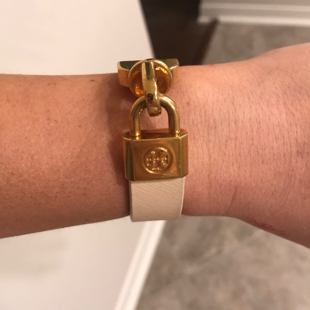 Leather Tory Burch bracelet